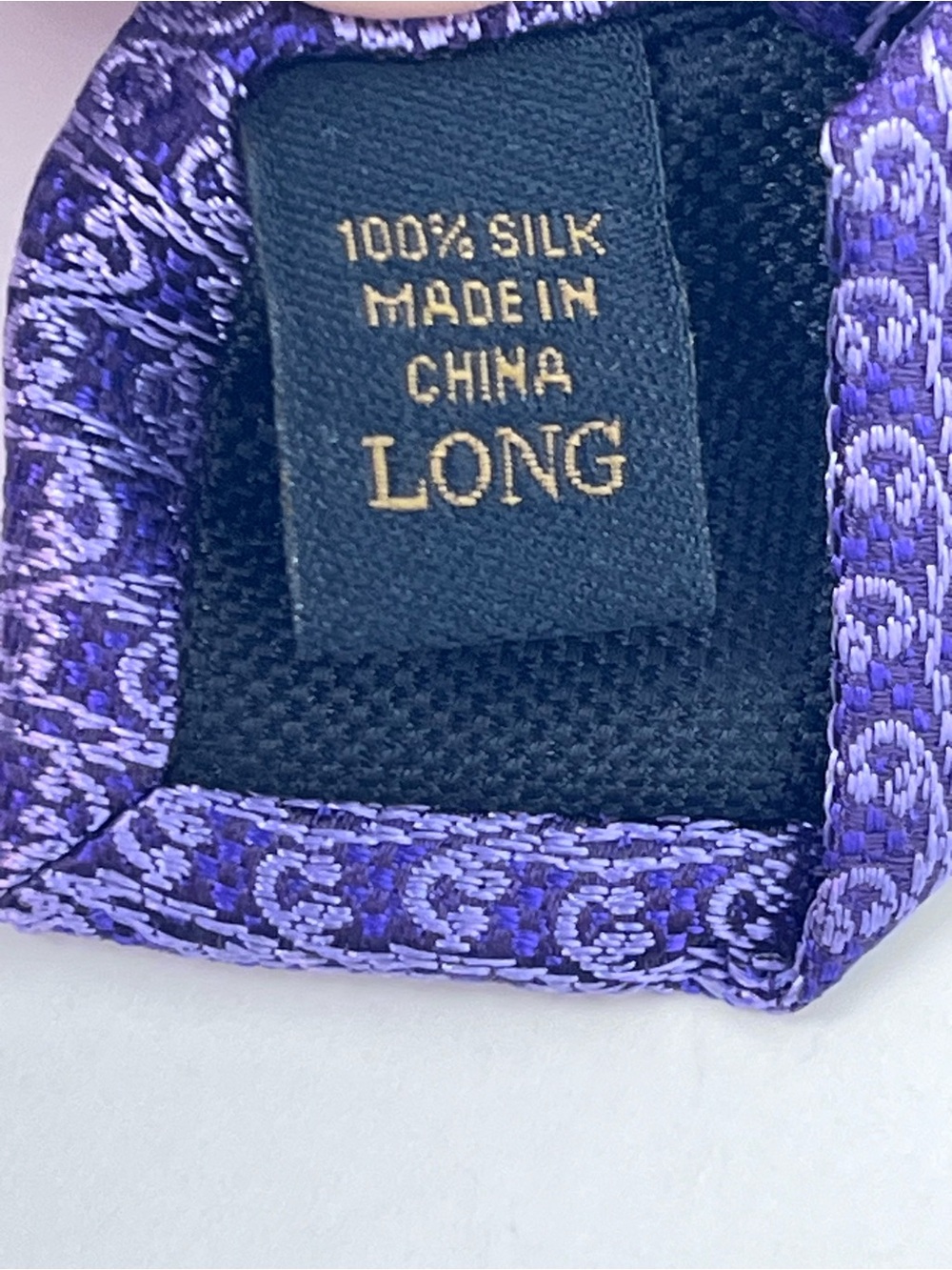 Jos A Bank Reserve Men's 100% Silk Purple Geometric Pattern Long Tie One Size - Picture 7 of 9